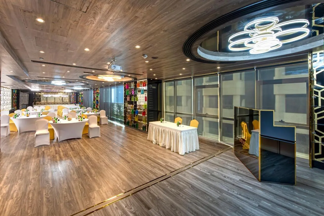 ****  Gevora Hotel Dubai United Arab Emirates