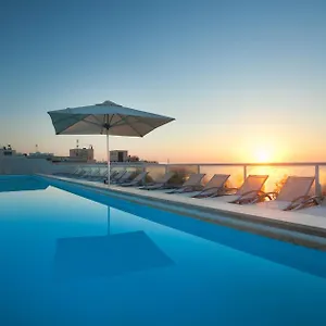 The George, Urban Boutique 4*, Saint Julian's מלטה
