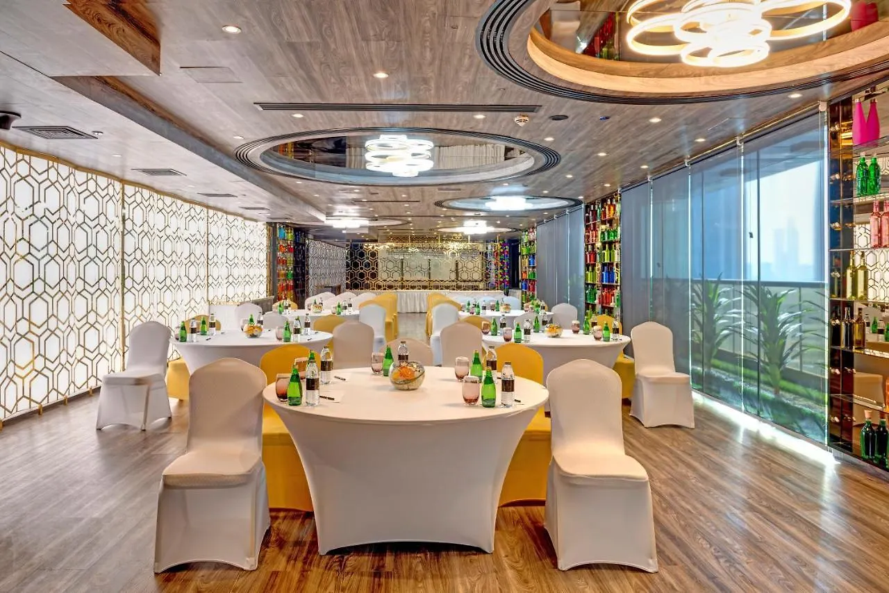 Gevora Hotel Ντουμπάι 4*,